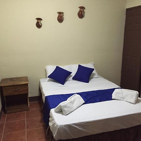 Hostal El Jardin León Δωμάτιο φωτογραφία