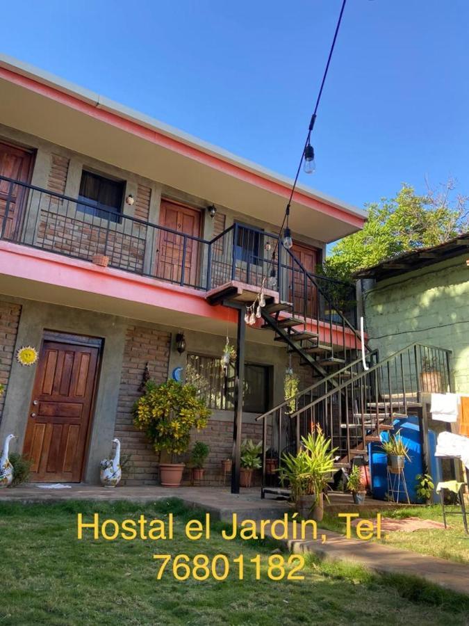 Hostal El Jardin León Εξωτερικό φωτογραφία