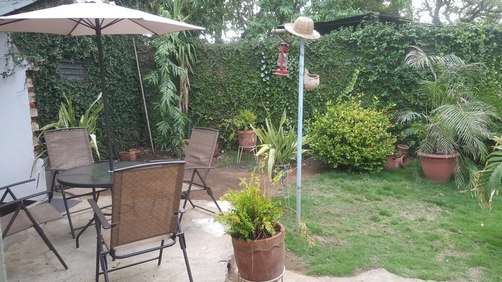 Hostal El Jardin León Εξωτερικό φωτογραφία