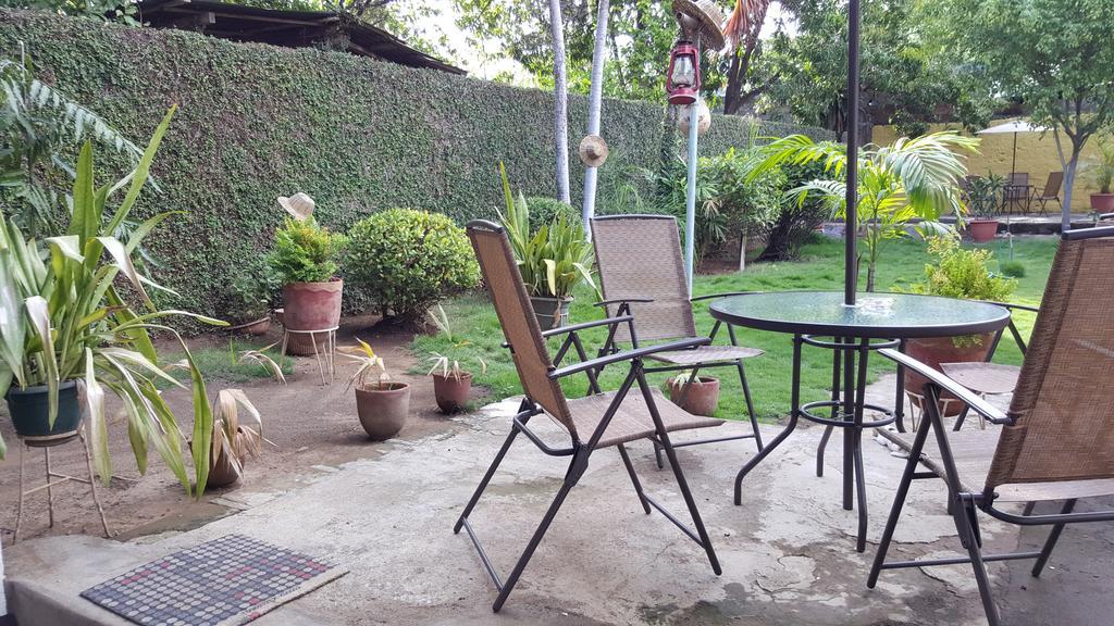 Hostal El Jardin León Εξωτερικό φωτογραφία